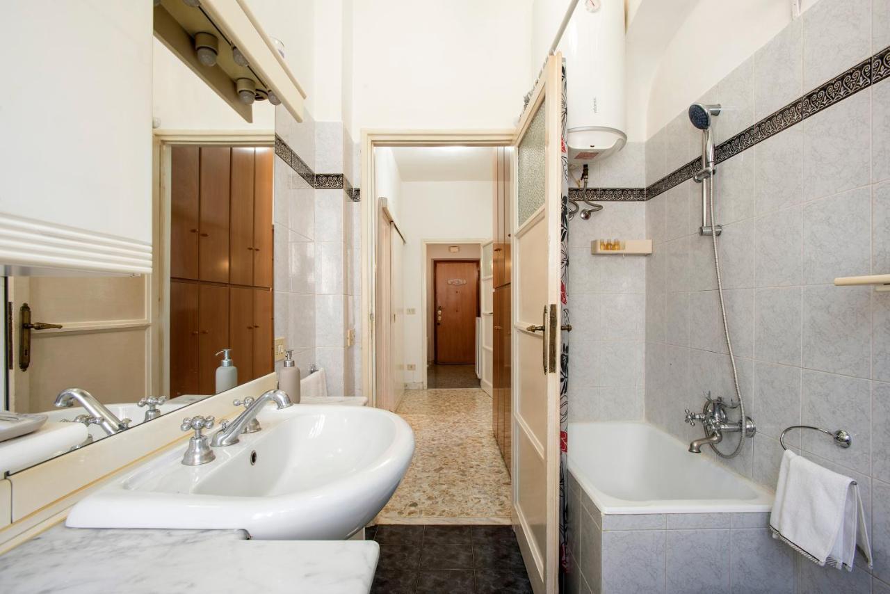 Art Of Living - Suite Elegante Nel Cuore Di Roma Εξωτερικό φωτογραφία